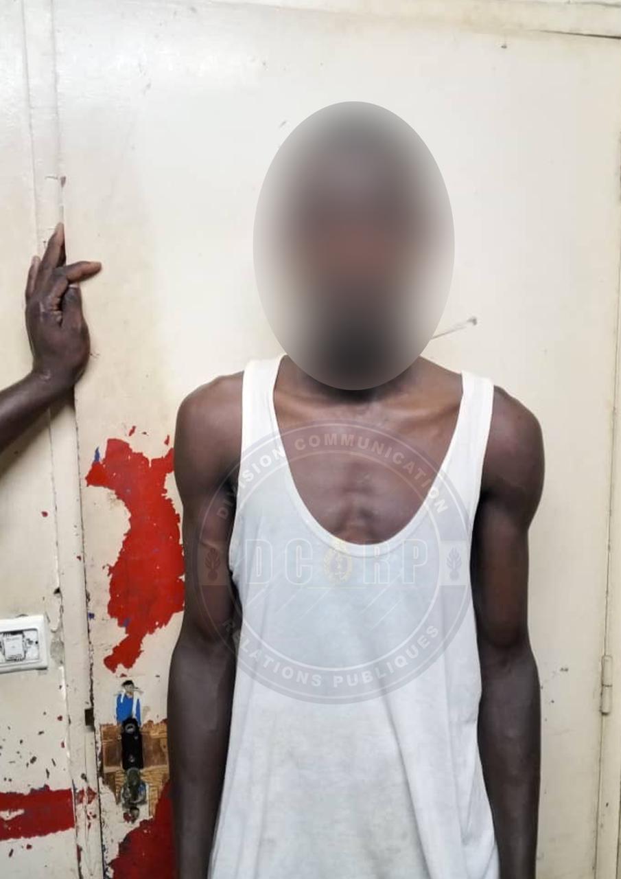 Lutte contre le trafic de drogue : cinq individus arrêtés à Yoff Ndeungagne avec du krack et du chanvre indien - Image 4